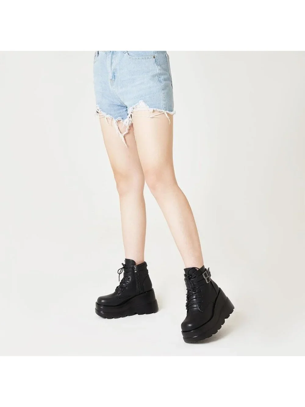 Women's Black Polyurethane Platform Chunky Stylish Lace Up Round Toe Ankle Boots